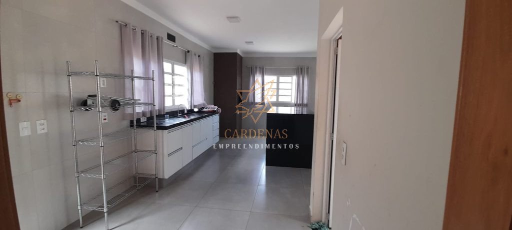 Vende-se Imóvel Comercial e Residencial – Vend 110