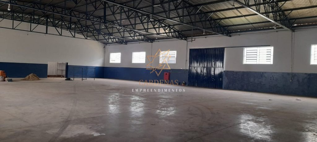 ALUGA-SE SALÃO COMERCIAL – loc 116