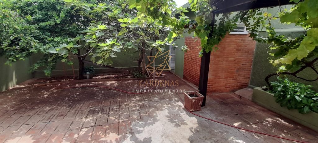 ALUGA-SE CASA COMERCIAL – LOC 115