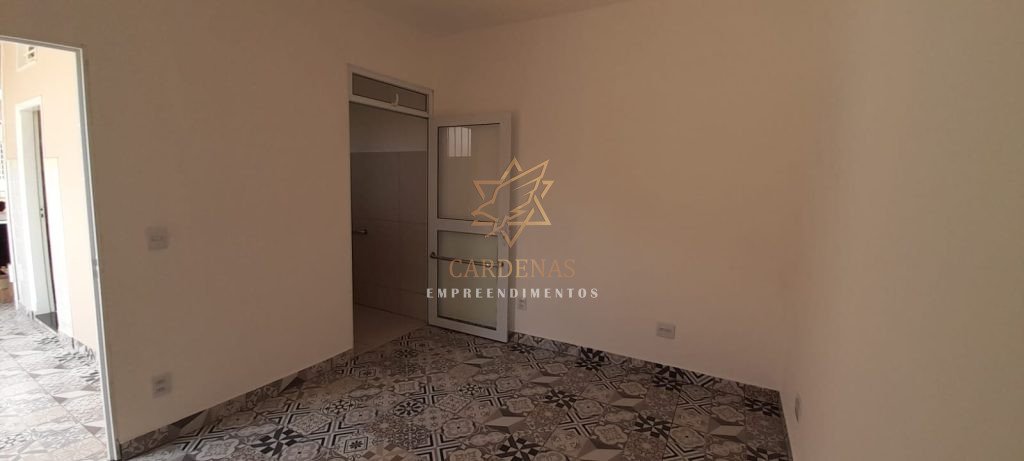 ALUGA-SE CASA COMERCIAL – LOC 115