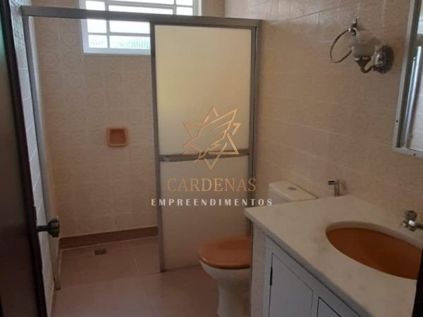 ALUGA-SE CASA COMERCIAL – LOC 115