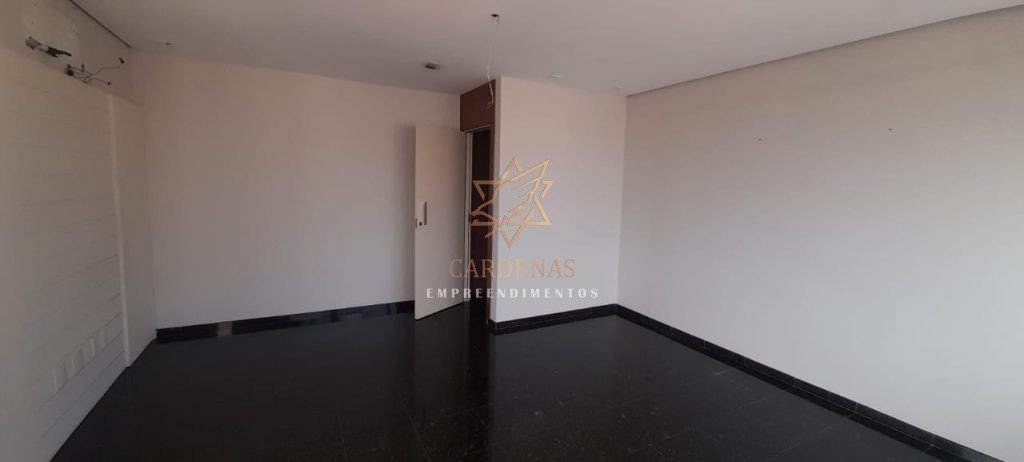 ALUGA-SE SALA COMERCIAL – LOC 116