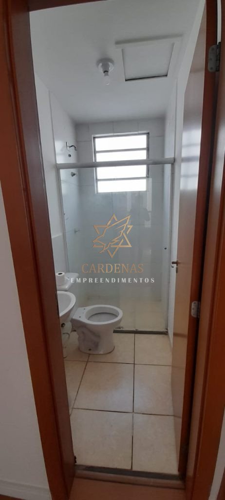 ALUGA-SE APARTAMENTO – CONDOMÍNIO RIO SALAS – LOC 130