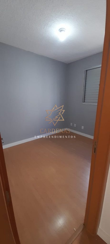 ALUGA-SE APARTAMENTO – CONDOMÍNIO RIO SALAS – LOC 130