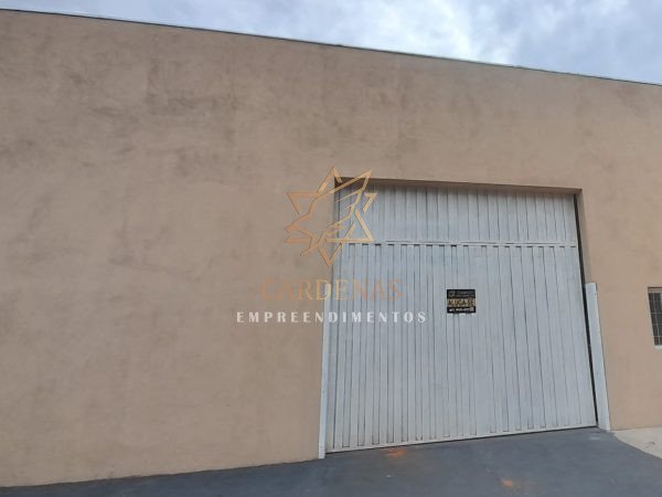ALUGA-SE SALÃO COMERCIAL – Loc 185