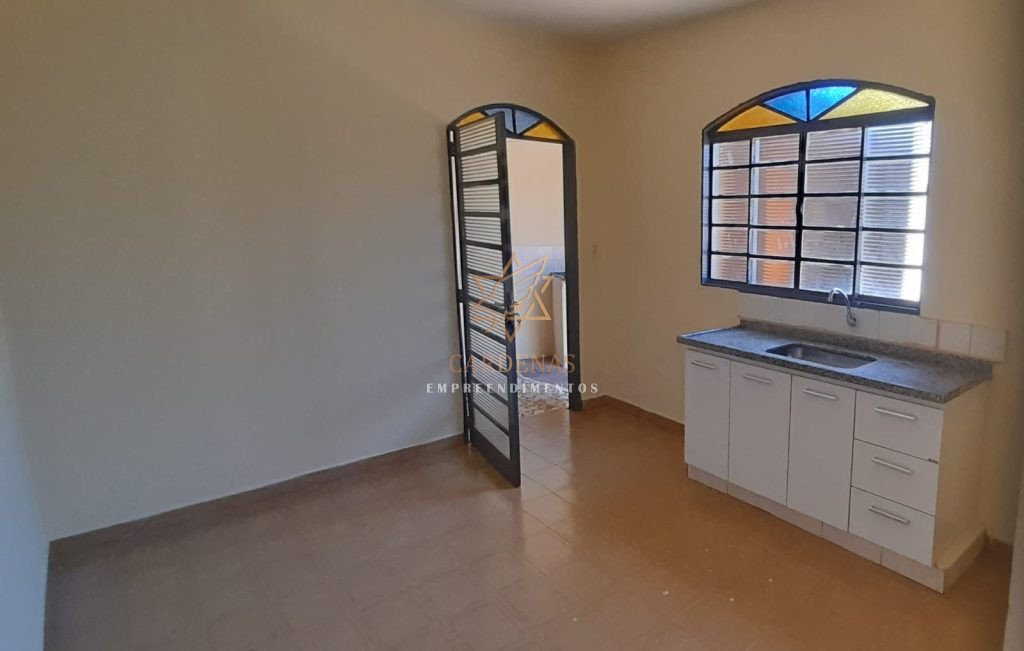 Aluga-se Imóvel Residencial – loc 180